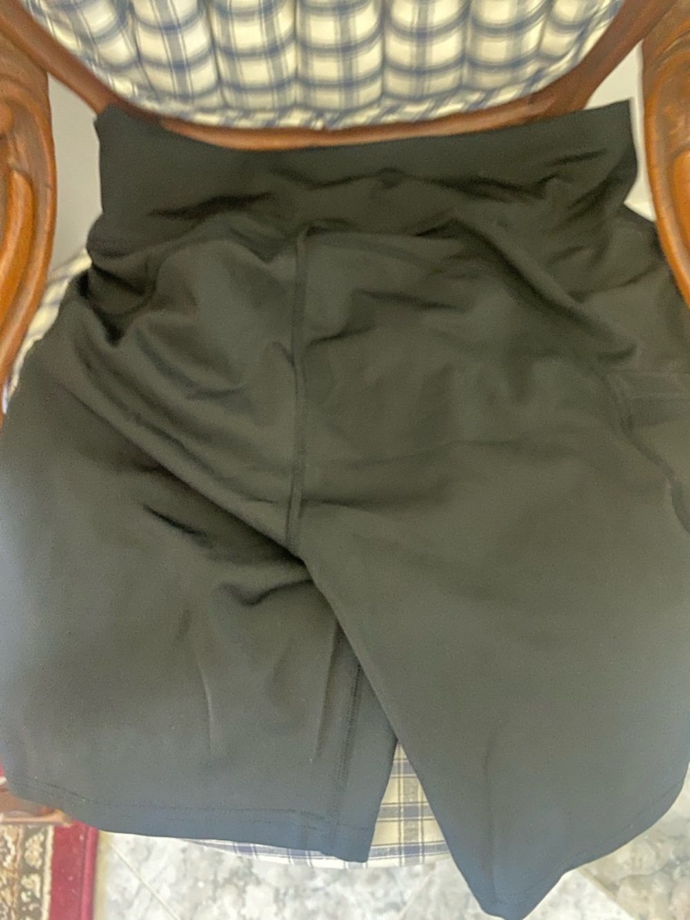 Ladies athletic shorts with side pockets